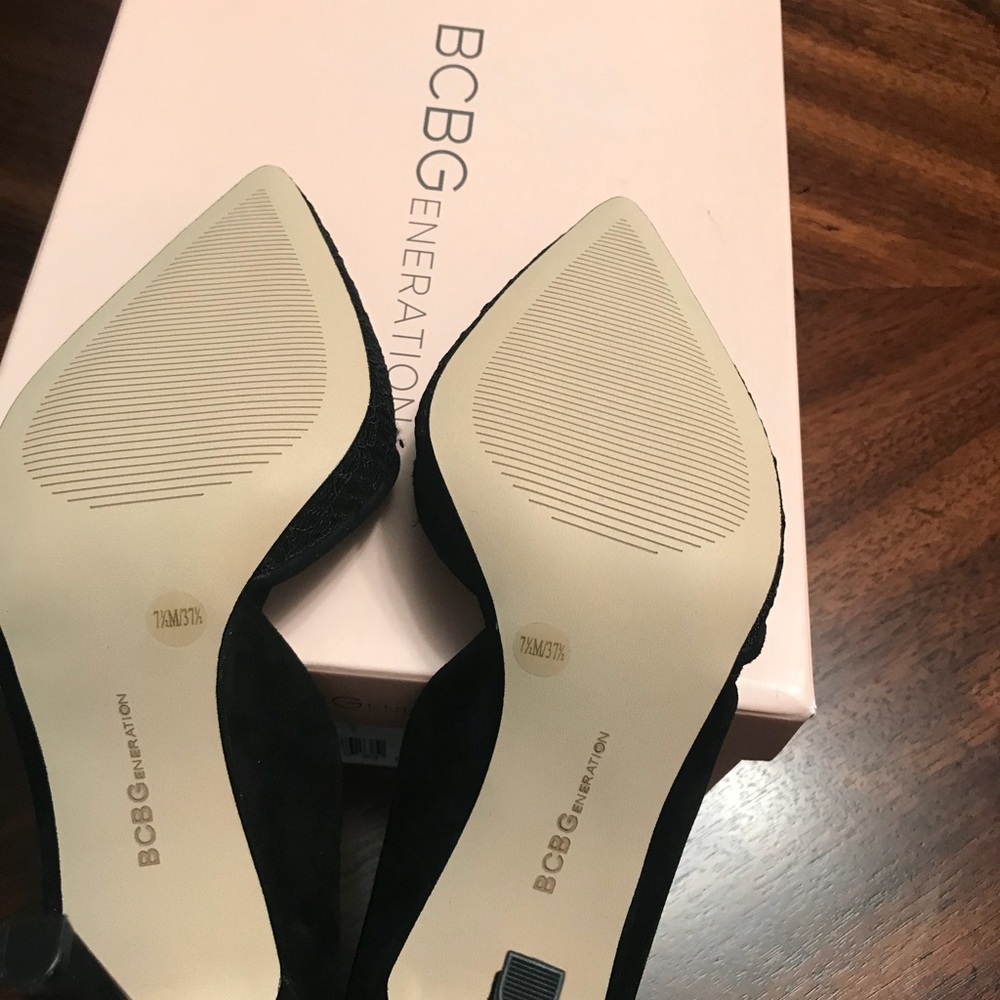 Heels - Picture 4 of 4